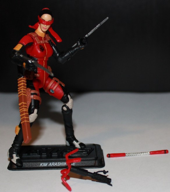 not pictured, a small gray submachine gun.   It's also hard to tell, but the grabble hook has small arashakage logos on it!